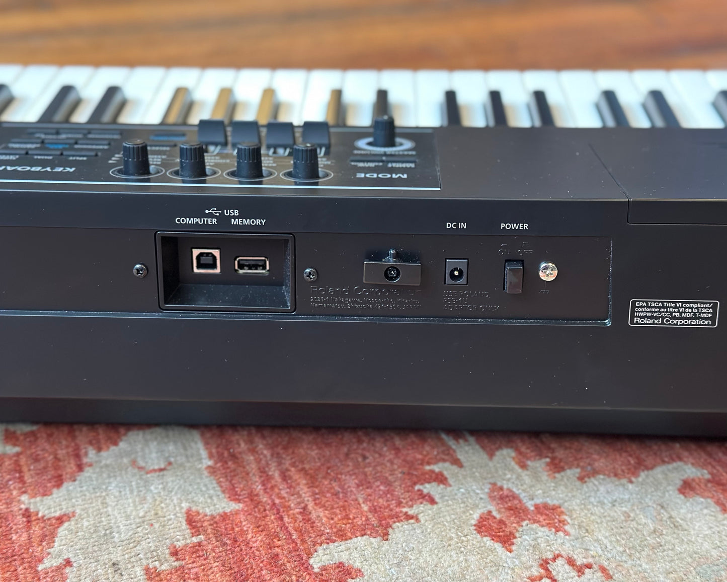 Roland JUNO-DS Synthesizer 88 Note Weighted Keyboard