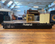 Load image into Gallery viewer, Roland JX-3P Polyphonic Analogue Synthesizer
