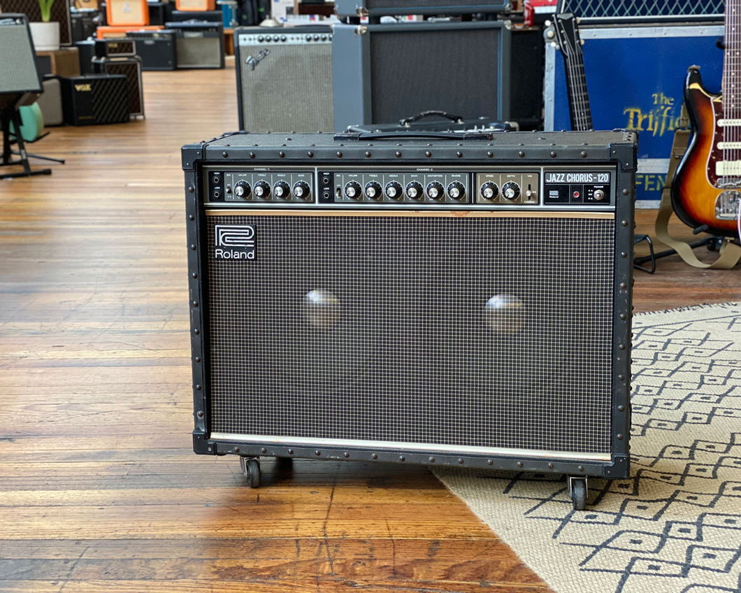 1981 Roland JC120 - Jazz Chorus 120 Combo