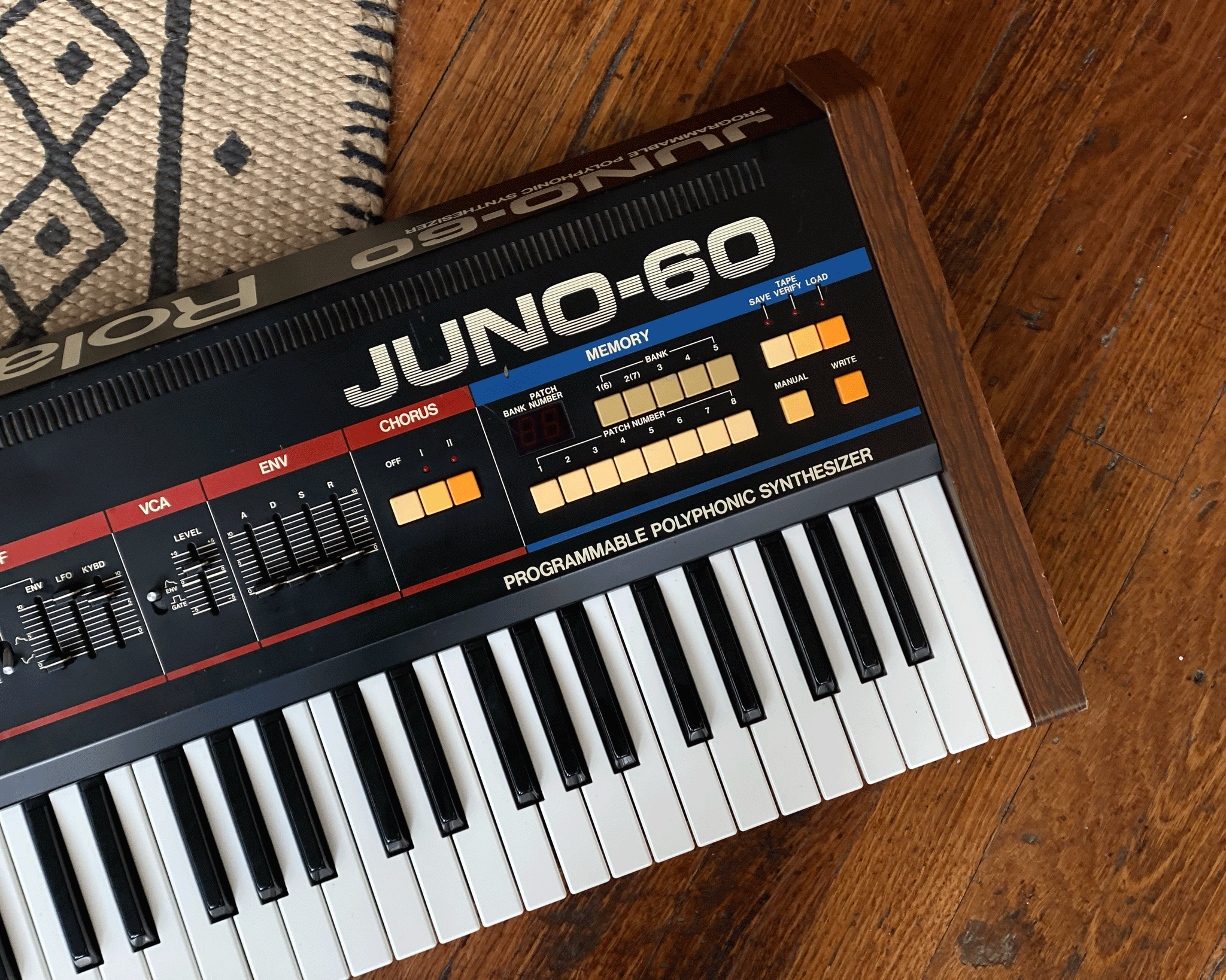 Roland best sale jupiter 60