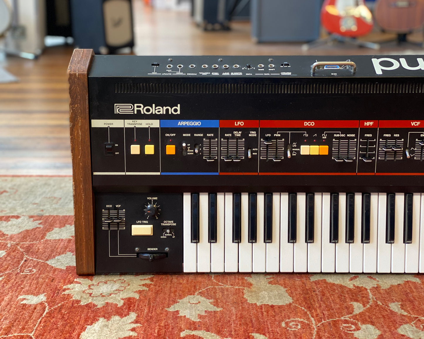 1983 Roland Juno 60 Six Voice Analogue Synthesizer