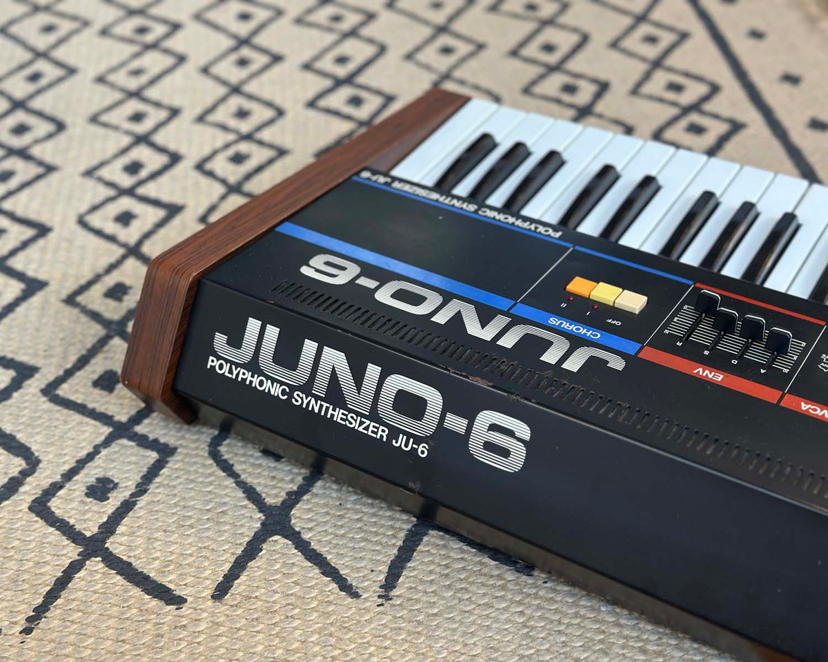 Roland Juno 6 Polyphonic Analogue Synthesiser  w/JU6-KBD MIDI Mod