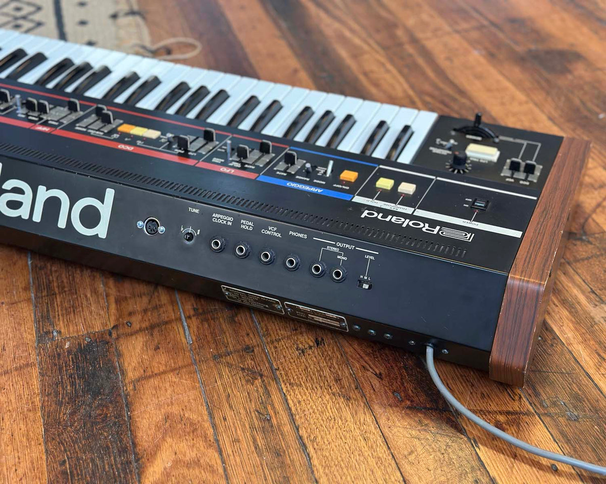 Roland Juno 6 Polyphonic Analogue Synthesiser  w/JU6-KBD MIDI Mod