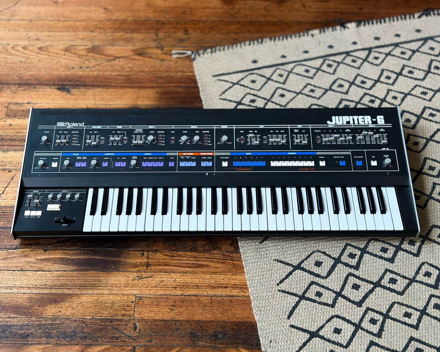 Roland Jupiter 6 Polyphonic Analogue Synthesizer