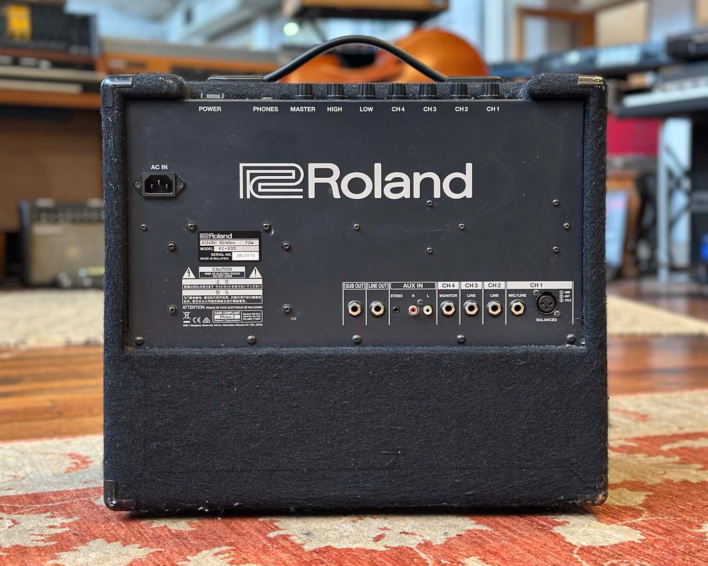 Roland KC-200 4-Channel 100 Watt Mixing Keyboard Amplifier