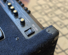 Load image into Gallery viewer, Roland KC-350
