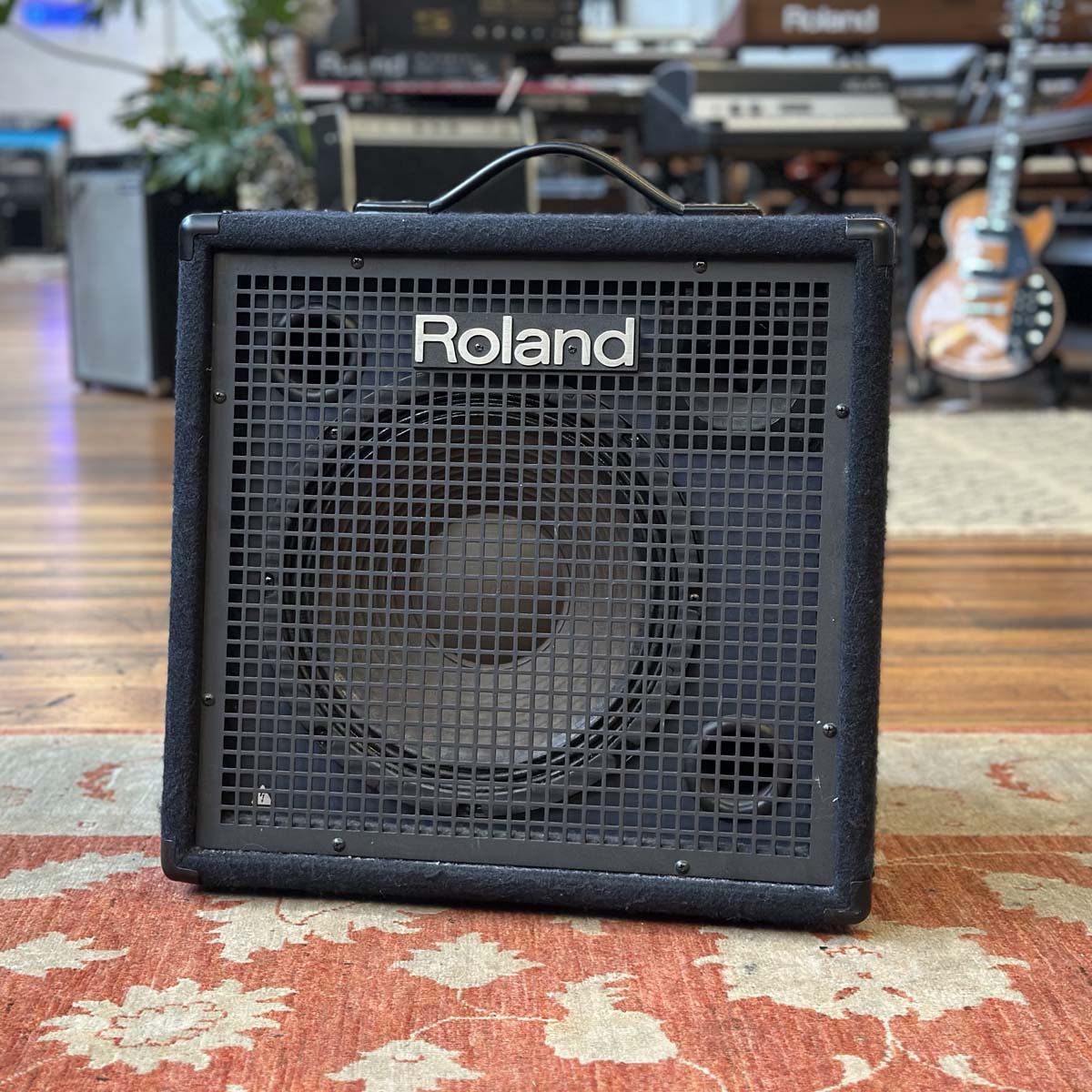 Roland KC-400 4-Channel 150 Watt Stereo Keyboard Mixing Amplifier