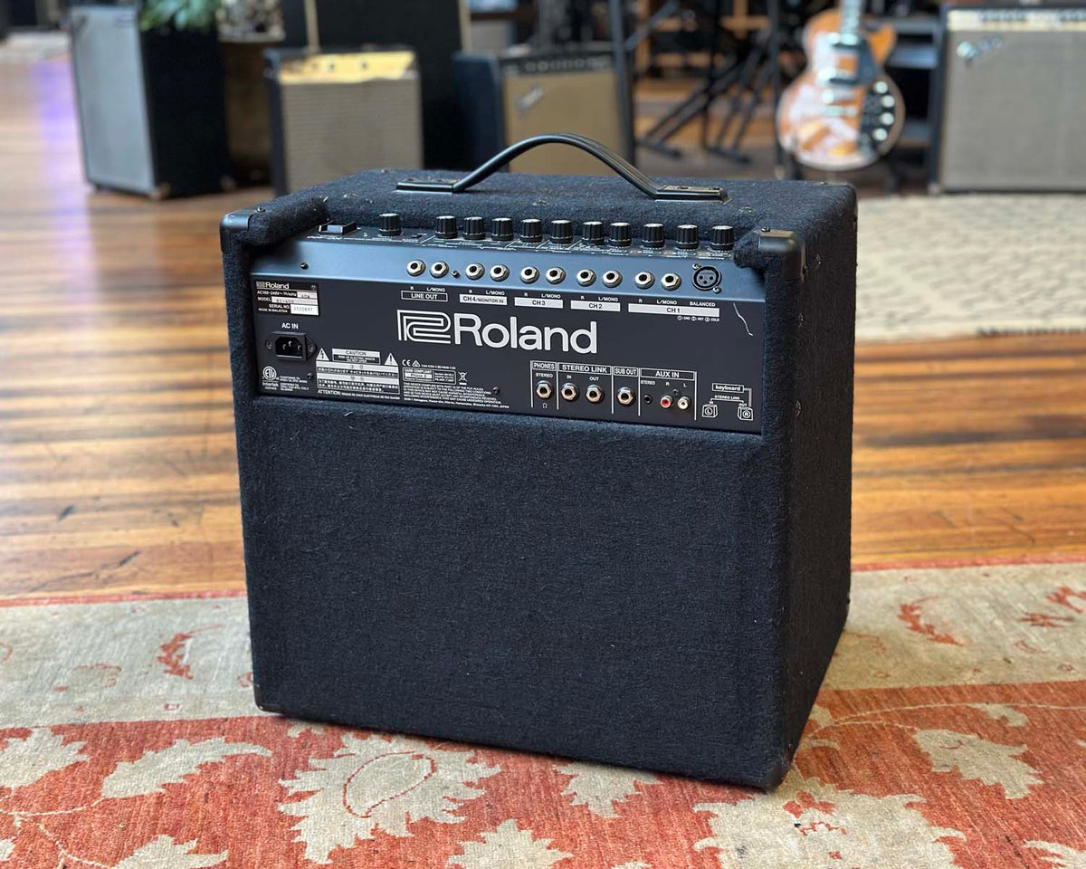 Roland KC-400 4-Channel 150 Watt Stereo Keyboard Mixing Amplifier