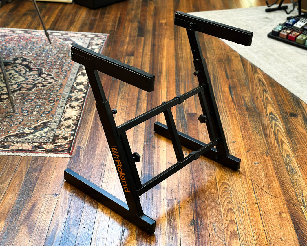 Roland KS-11Z Heavy-Duty Z-Stand with Wide Adjustment Range