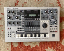 Load image into Gallery viewer, Roland MC-505 Groovebox
