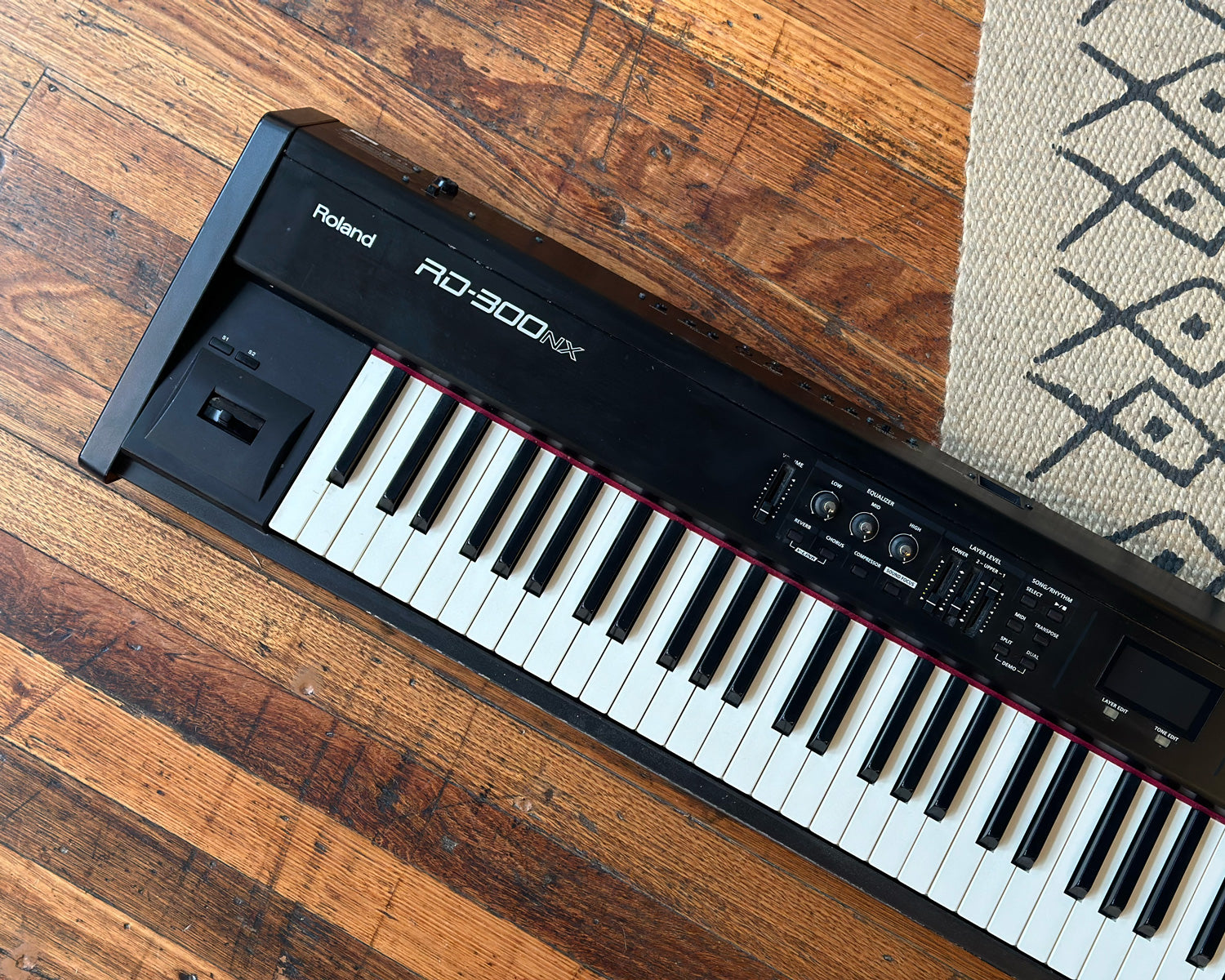 Roland RD-300NX Digital Piano – Found Sound