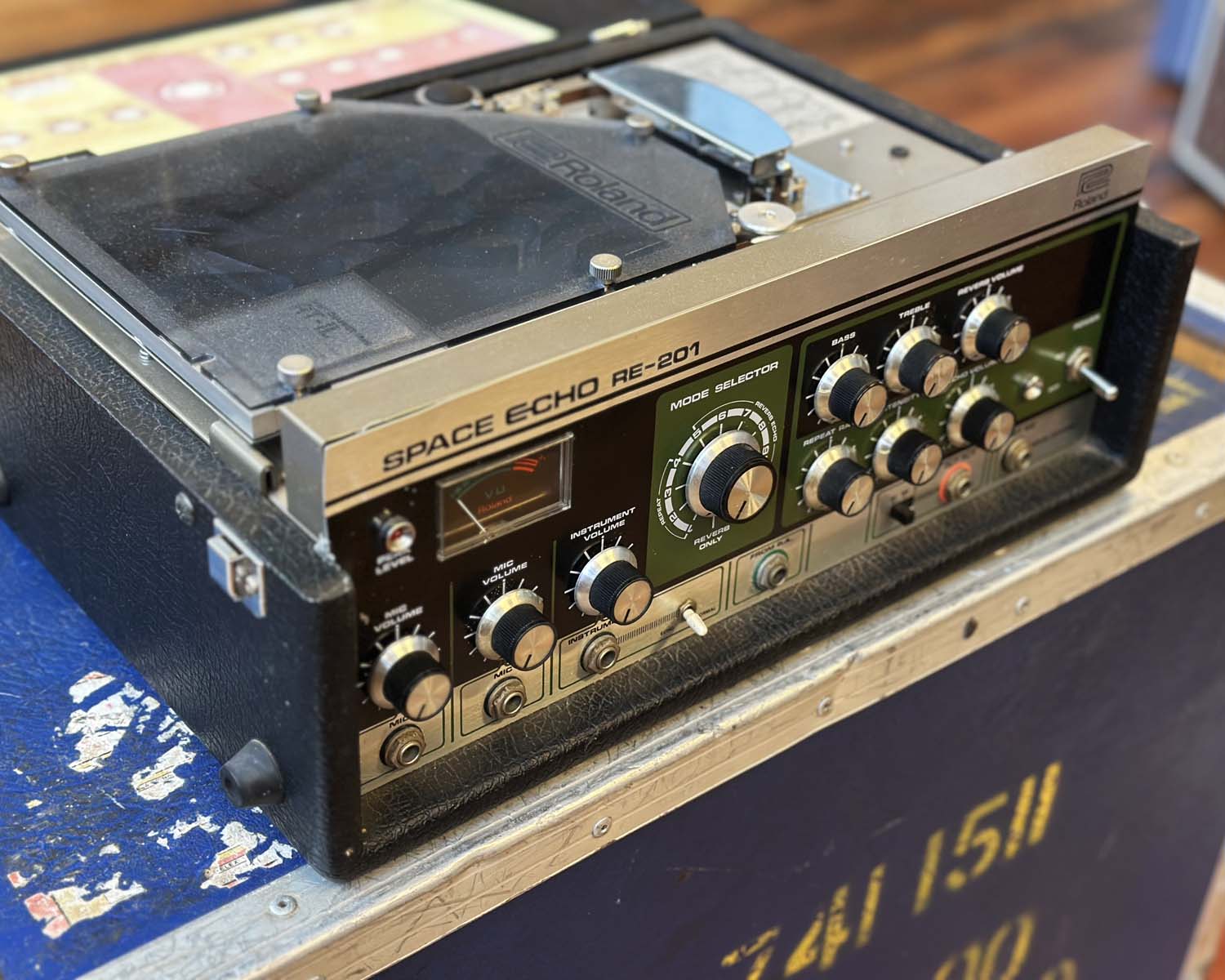 アンプ Roland Space Echo RE-201 Roland RE-201 Space Echo | Vintage Synth Explorer