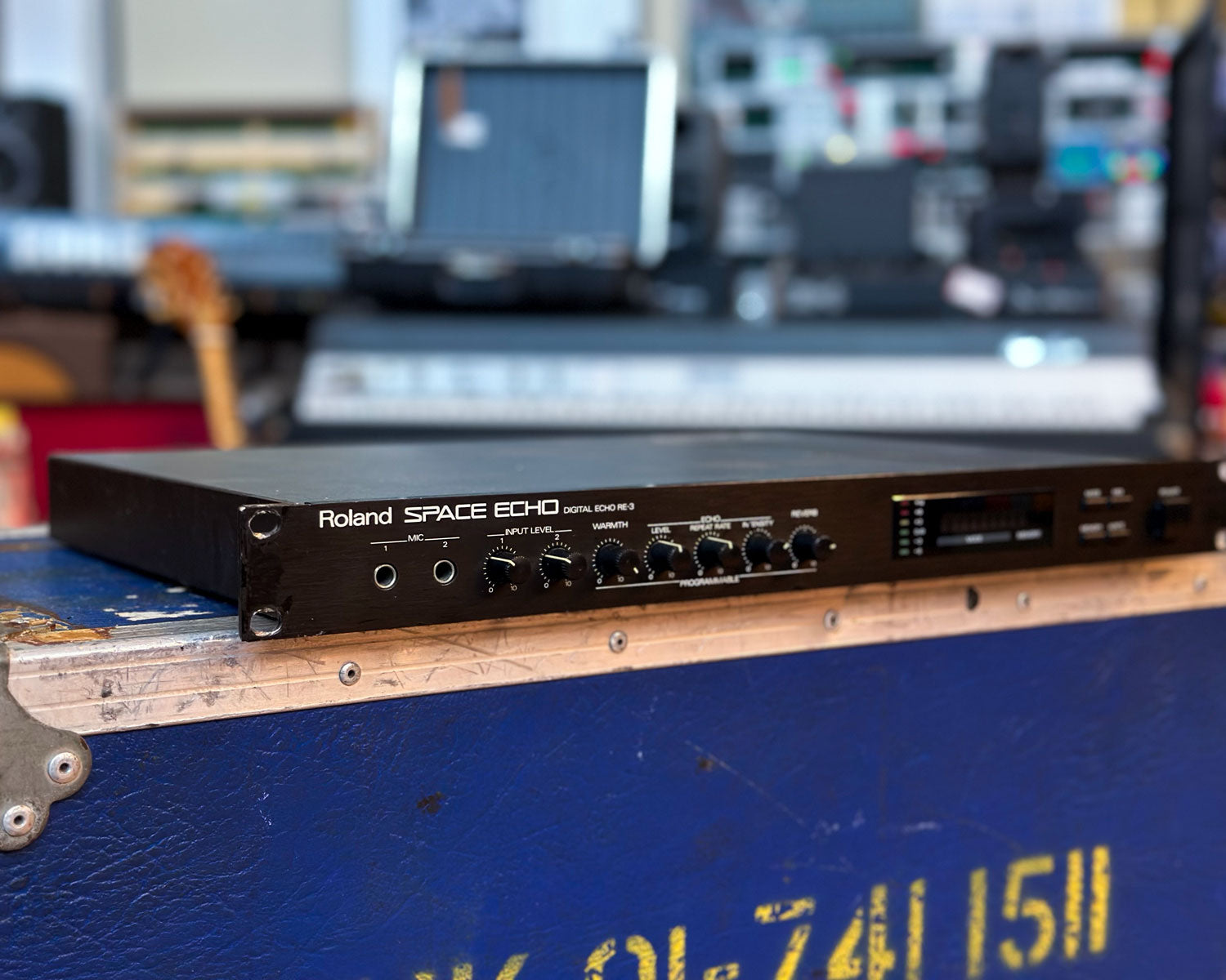 Roland SPACE ECHO RE-3 デジタルスペースエコー Roland RE-3 Digital Space Echo - Made in Japan (100 Volt) – Found