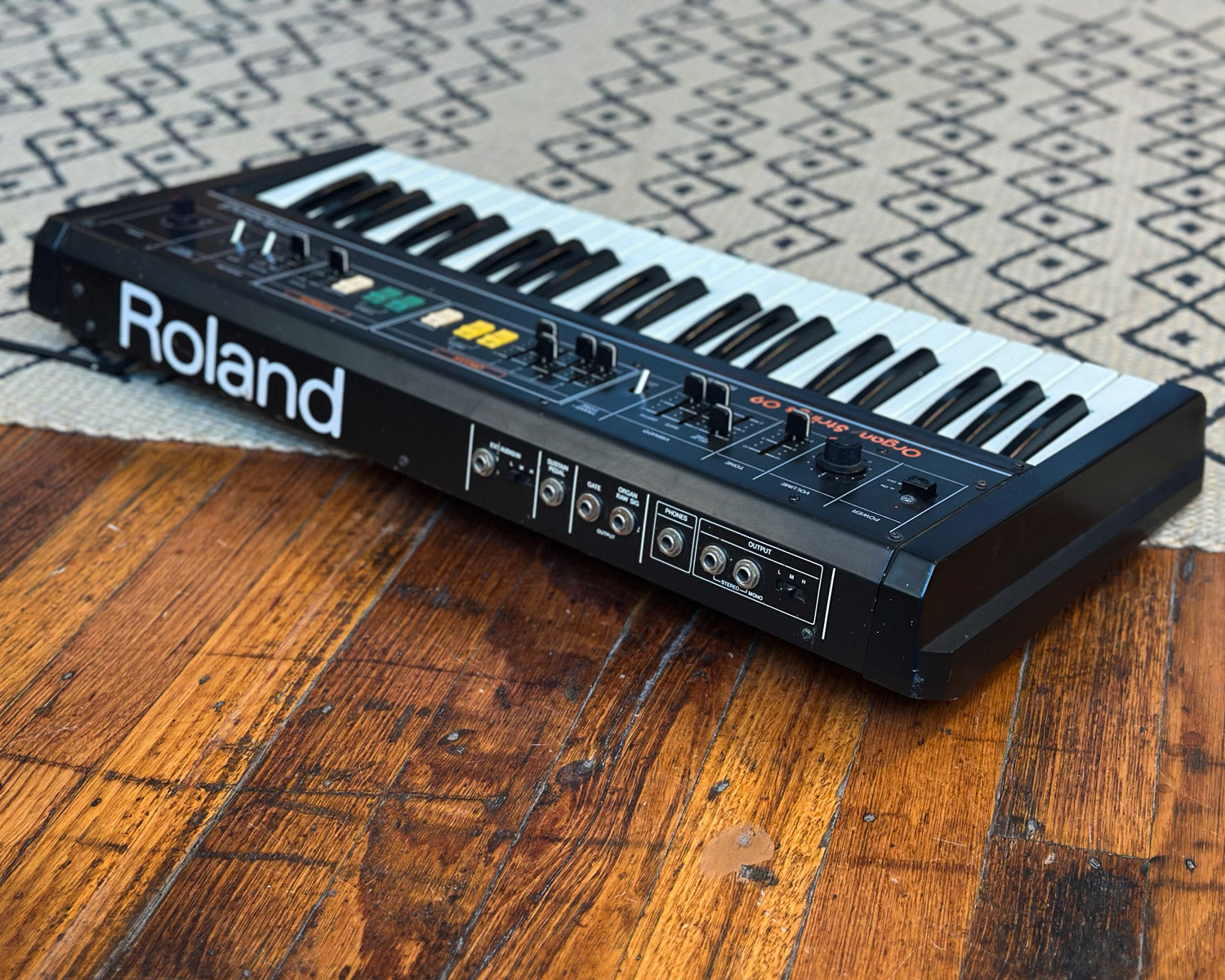 1983 Roland RS-09 Organ/Strings 09 – Found Sound