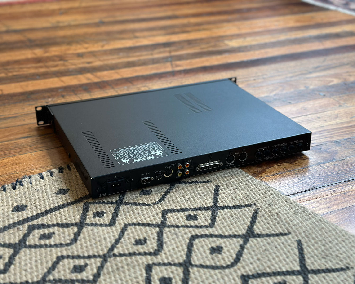 Roland Digital Sampler S-760