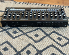 Load image into Gallery viewer, Roland SE-02 Analog Synthesizer
