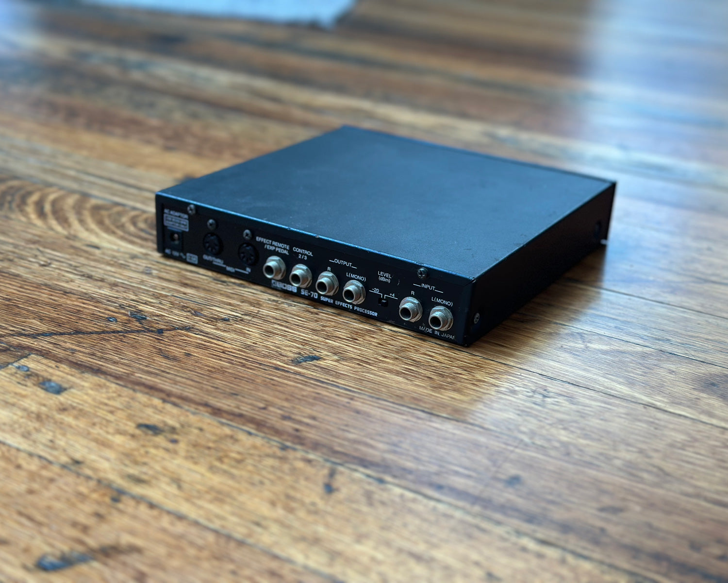 BOSS SE-70 Digital Super Effects Processor – Found Sound