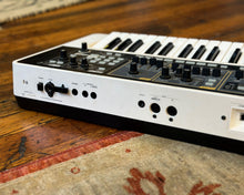 Load image into Gallery viewer, Roland SH-01 GAIA
