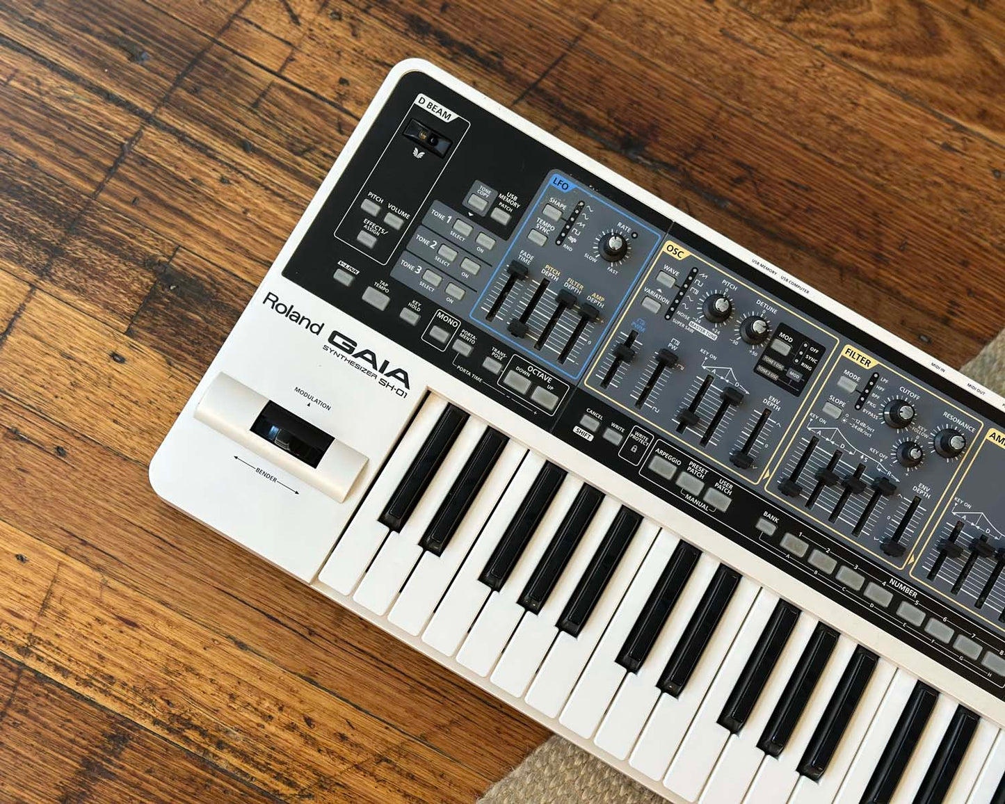 Roland SH-01 GAIA Virtual Analog Synthesizer