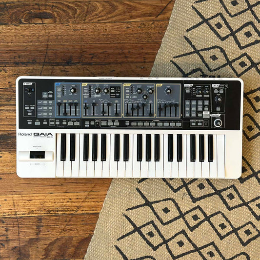 Roland SH-01 GAIA Virtual Analog Synthesizer
