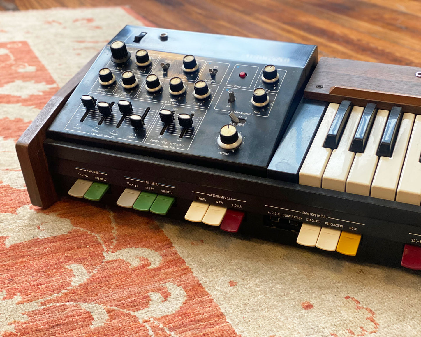 Roland SH-1000 Analogue Monophonic Synthesiser