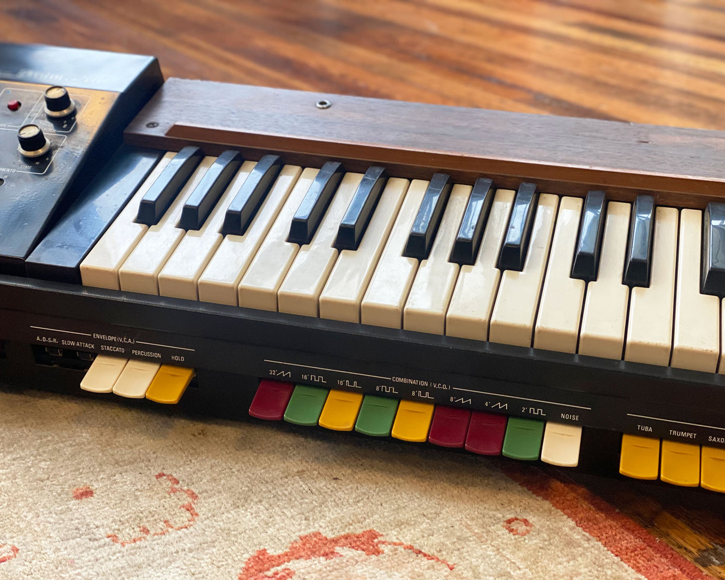 Roland SH-1000 Analogue Monophonic Synthesiser