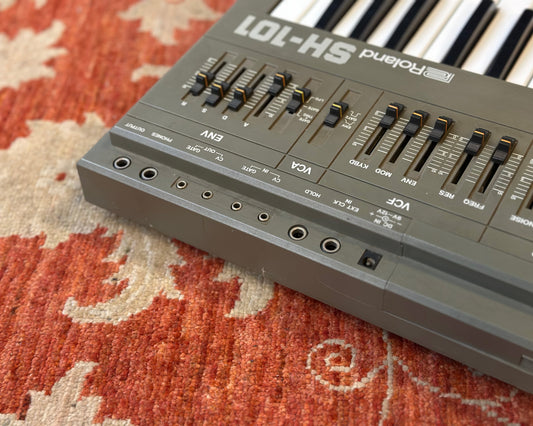 Roland SH-101 Monophonic Analog Synthesizer - Grey