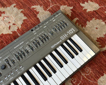 Load image into Gallery viewer, Roland SH-101 - Grey - Modded
