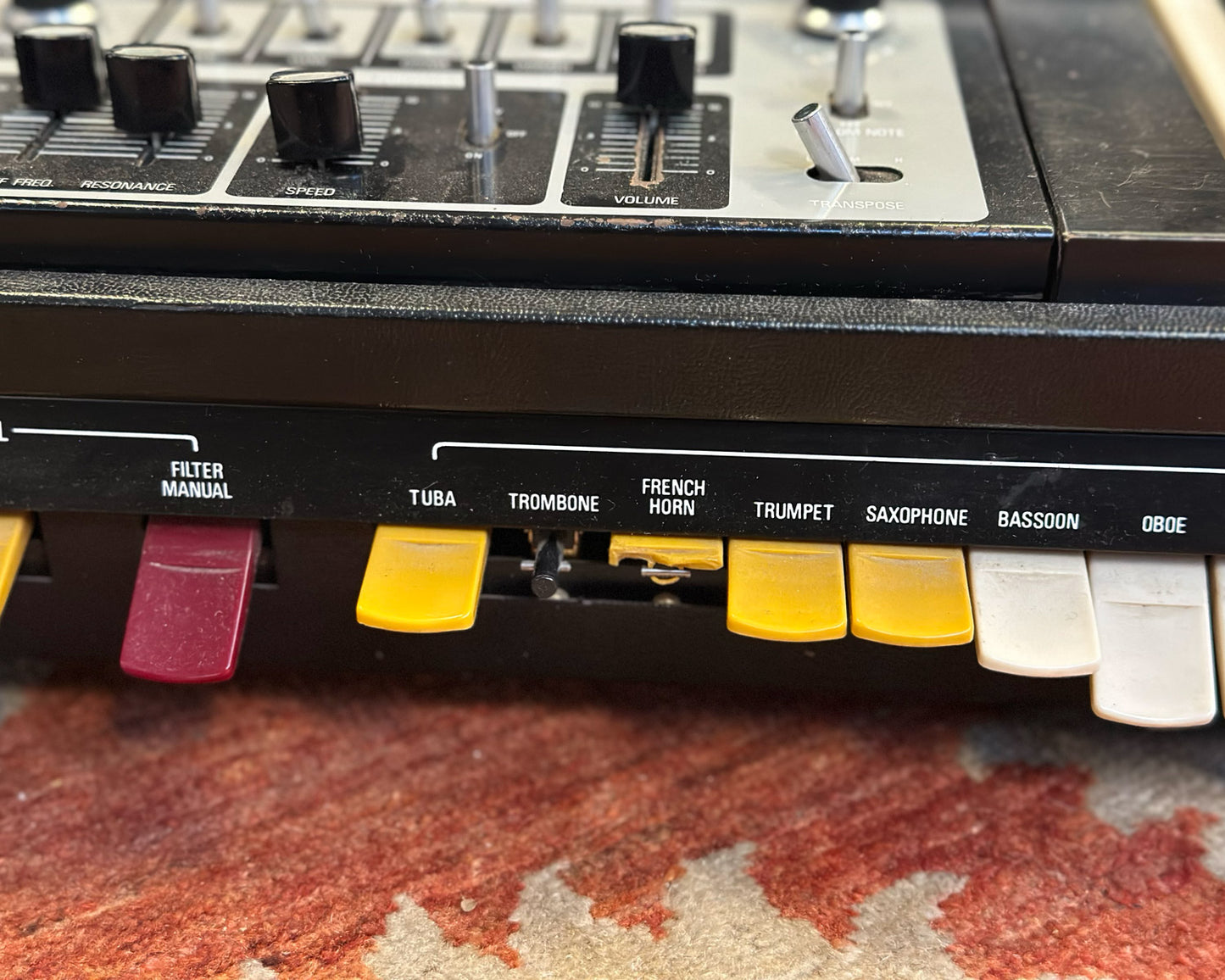 '75 Roland SH-2000 Analog Synthesiser