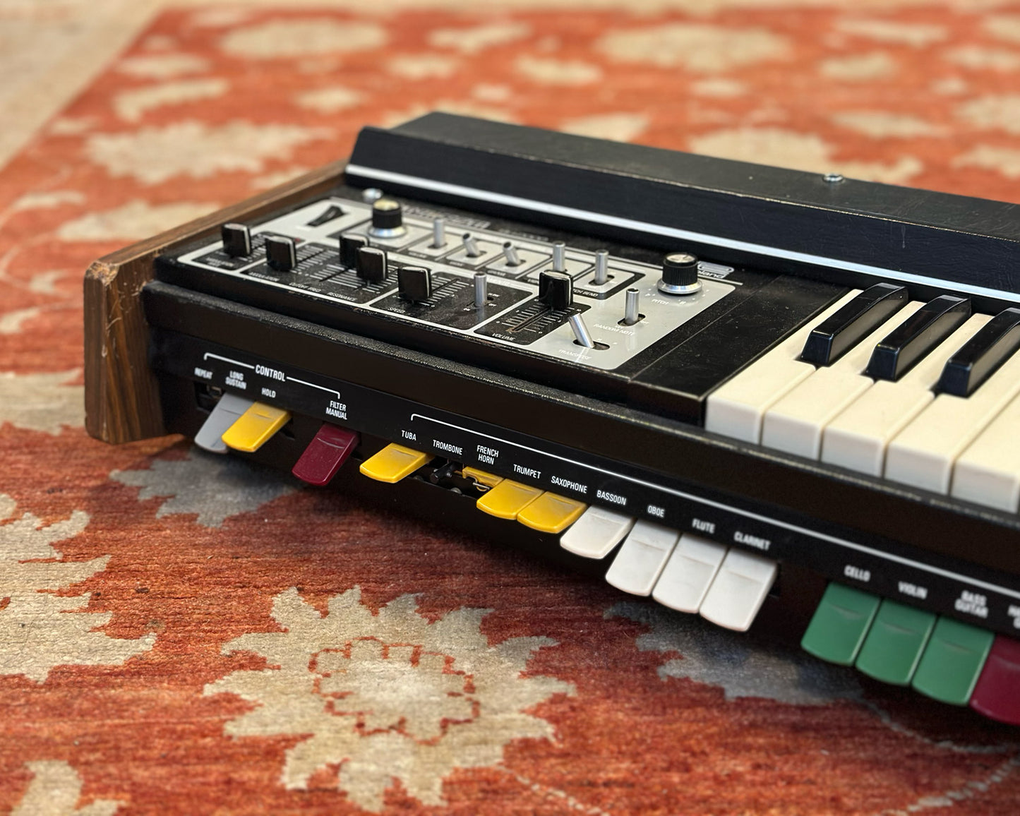 '75 Roland SH-2000 Analog Synthesiser