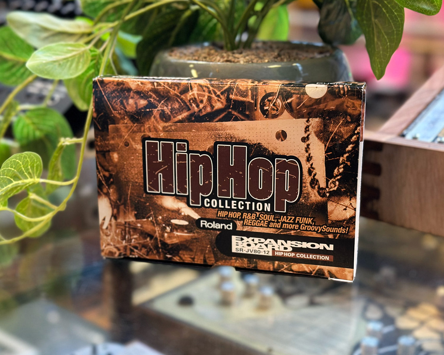 Roland SR-JV80-12 Hip Hop Collection Expansion Board – Found Sound