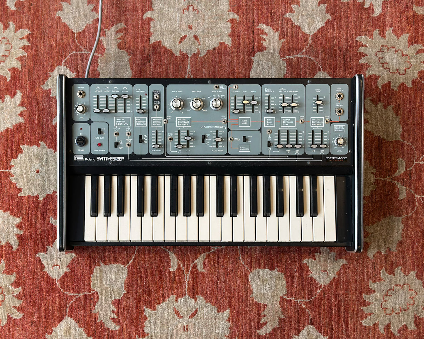 Roland System 100 Model 101 Synthesizer - 220-250 Volt model