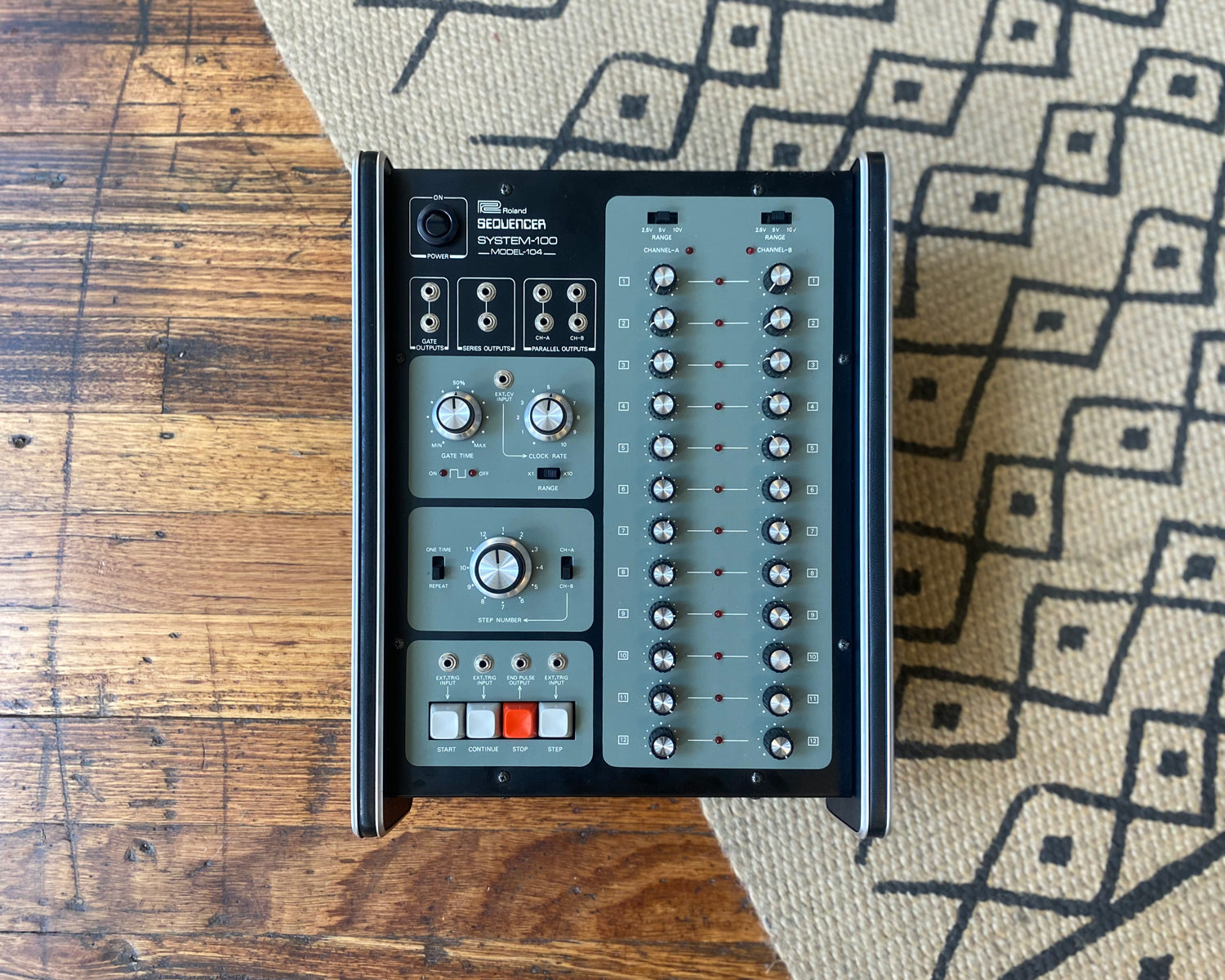 Roland System 100 Model 104 Sequencer w/ Original Box – Found Sound
