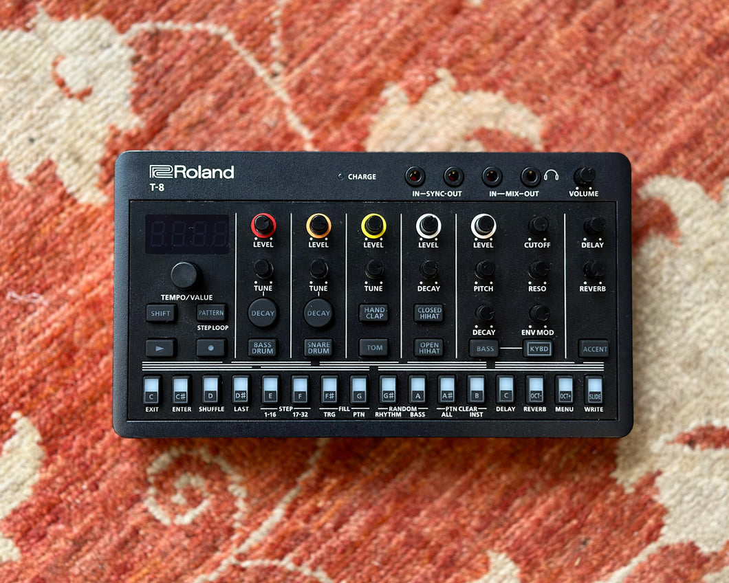 Roland AIRA T-8 Beat Machine