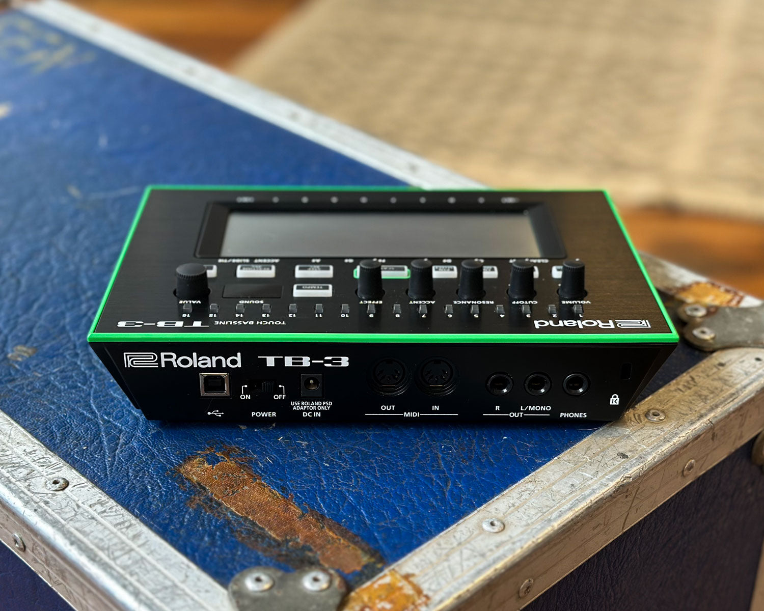 Roland TB-3 AIRA Touch Bassline – Found Sound
