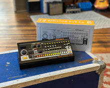 Load image into Gallery viewer, Roland TR-08 Rhythm Composer
