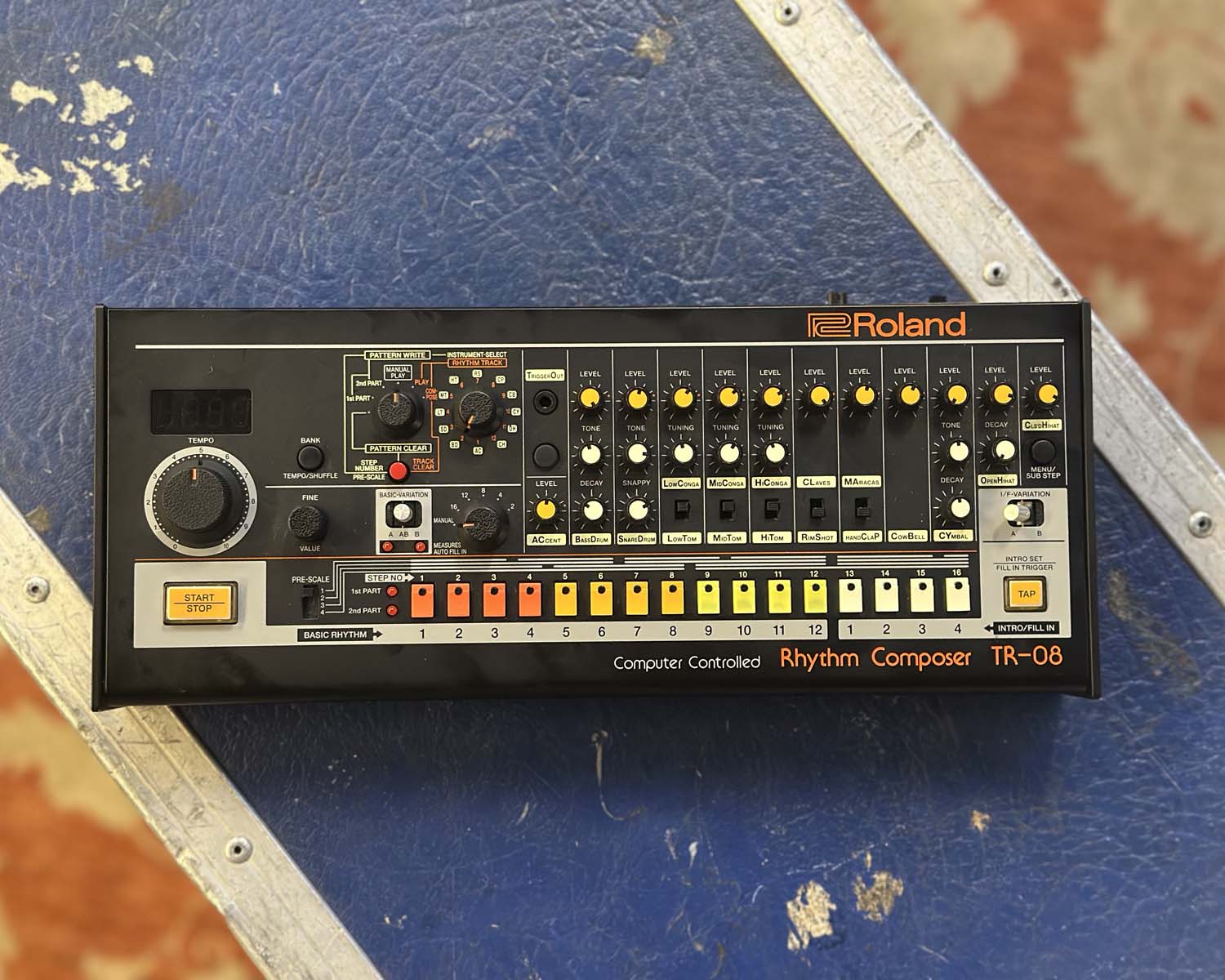 Roland TR-08 Rhythm Composer – Found Sound