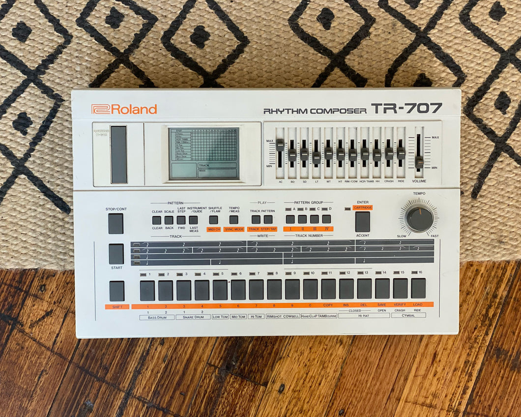 Roland TR-707 Rhythm Composer – Found Sound