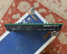 Load image into Gallery viewer, Roland TR-8 Rhythm Performer w/ Decksaver
