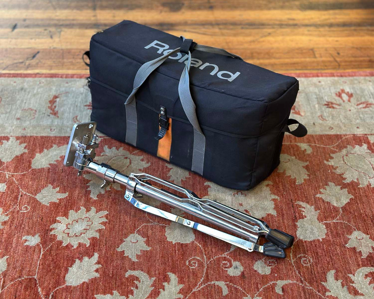 Roland VG-99 V-Guitar System Bundle w/GK-3 Pickup, FC-300 Foot Controller, Gigbag, & Stand