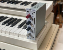 Load image into Gallery viewer, Rupert Neve Designs Portico 542
