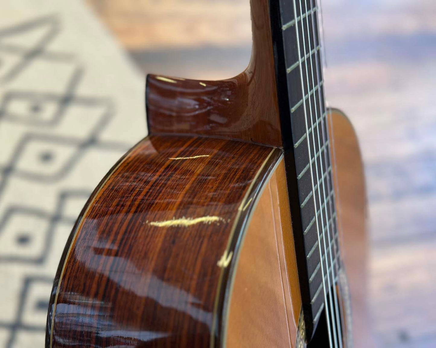 Late '70s Ryoji Matsuoka M40 Classical Guitar w/Hard Shell Case