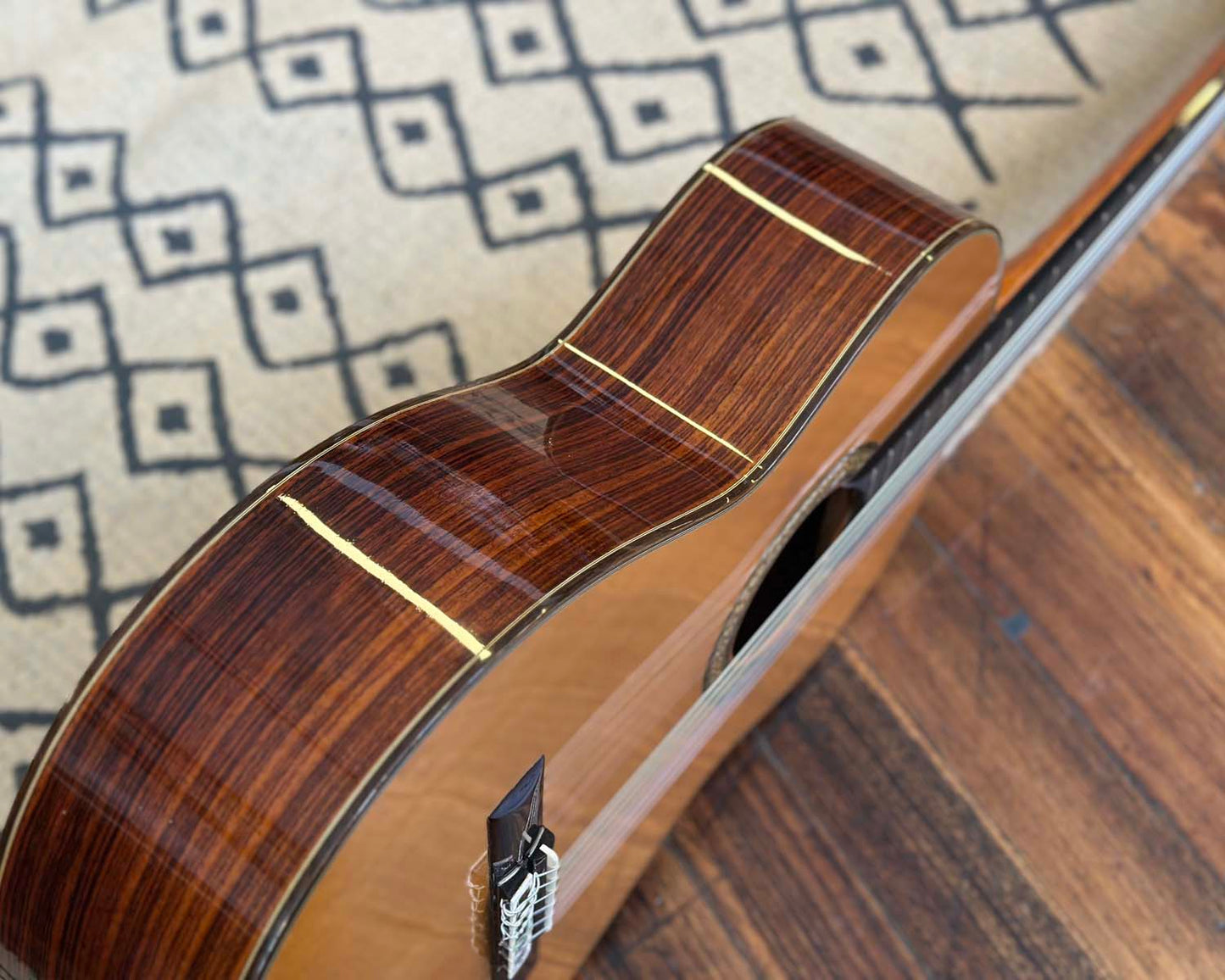 Late '70s Ryoji Matsuoka M40 Classical Guitar w/Hard Shell Case