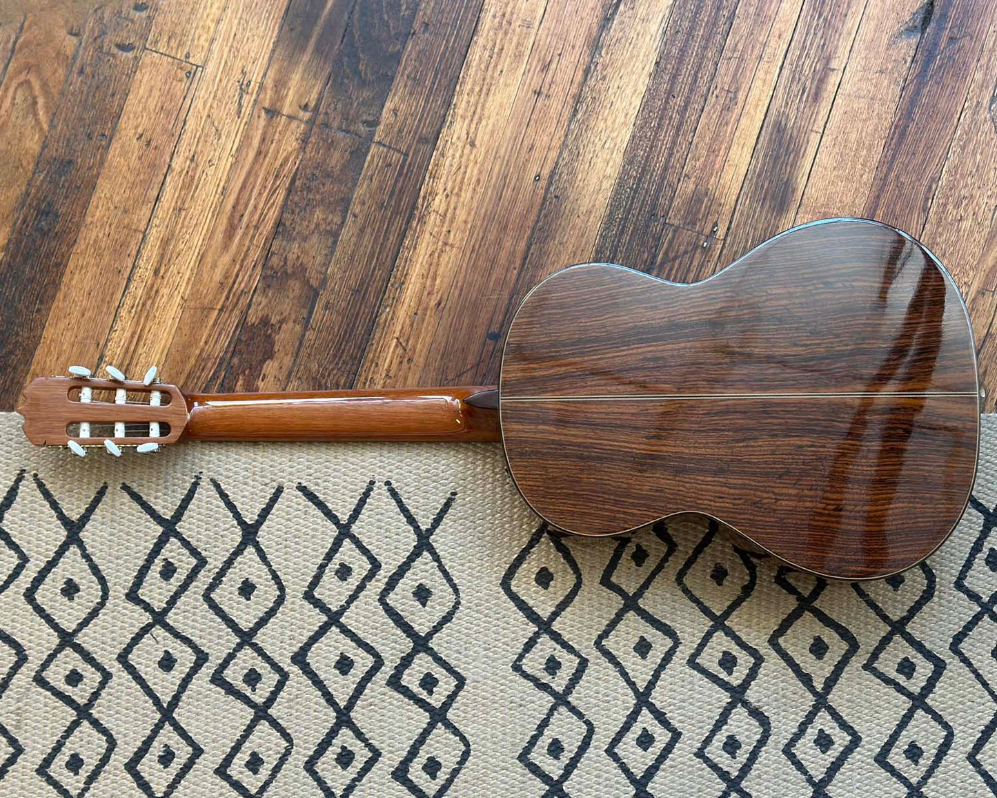 Late '70s Ryoji Matsuoka M40 Classical Guitar w/Hard Shell Case