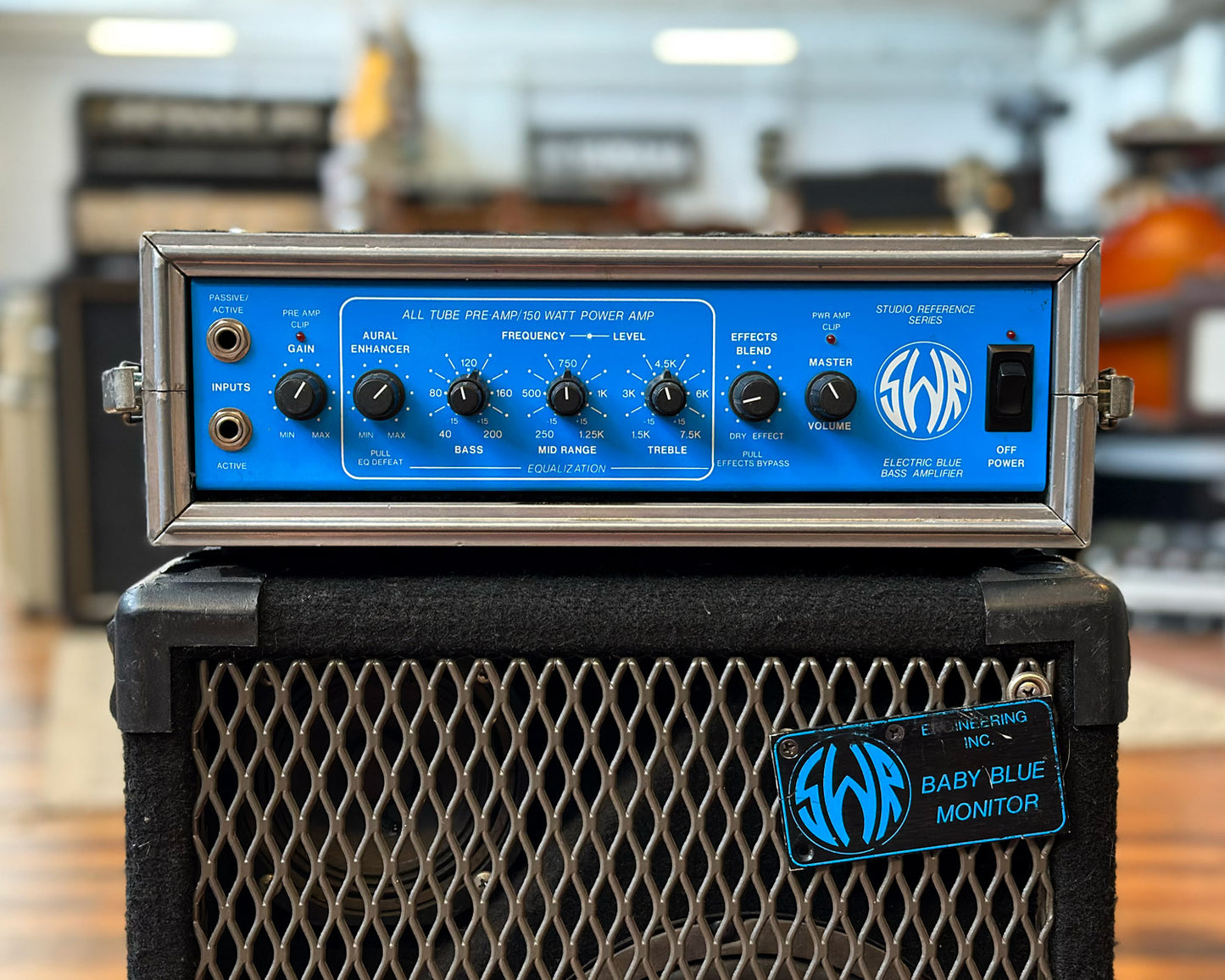 SWR Electric Blue 160 Watt Head With 2x10" Baby Blue Monitor