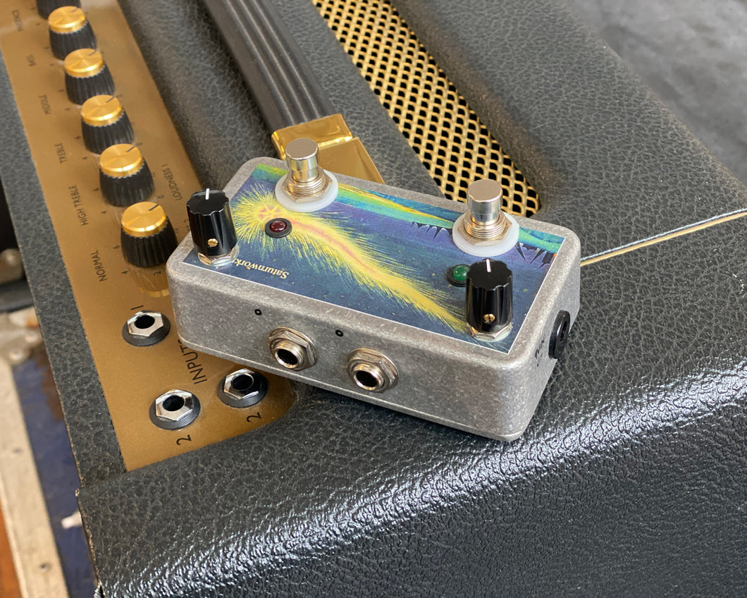 Saturnworks Active 2-Way Splitter w/ Switches & Level Control
