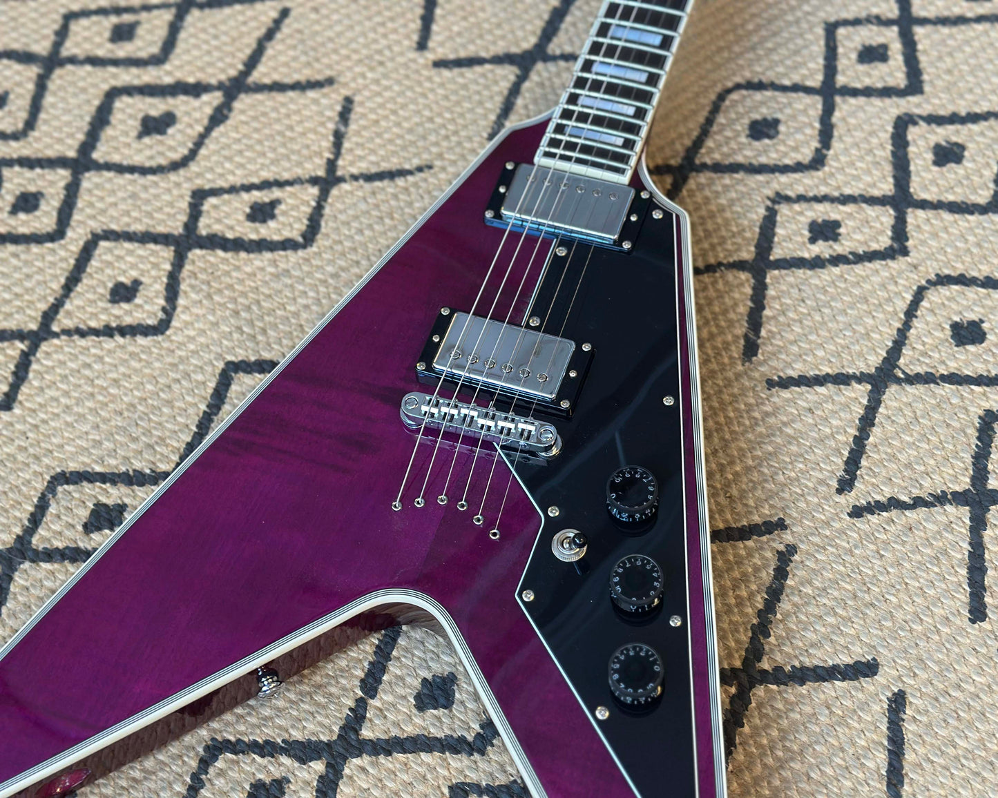 Schecter V-1 Custom - Transparent Purple w/ SKB Semi-HSC