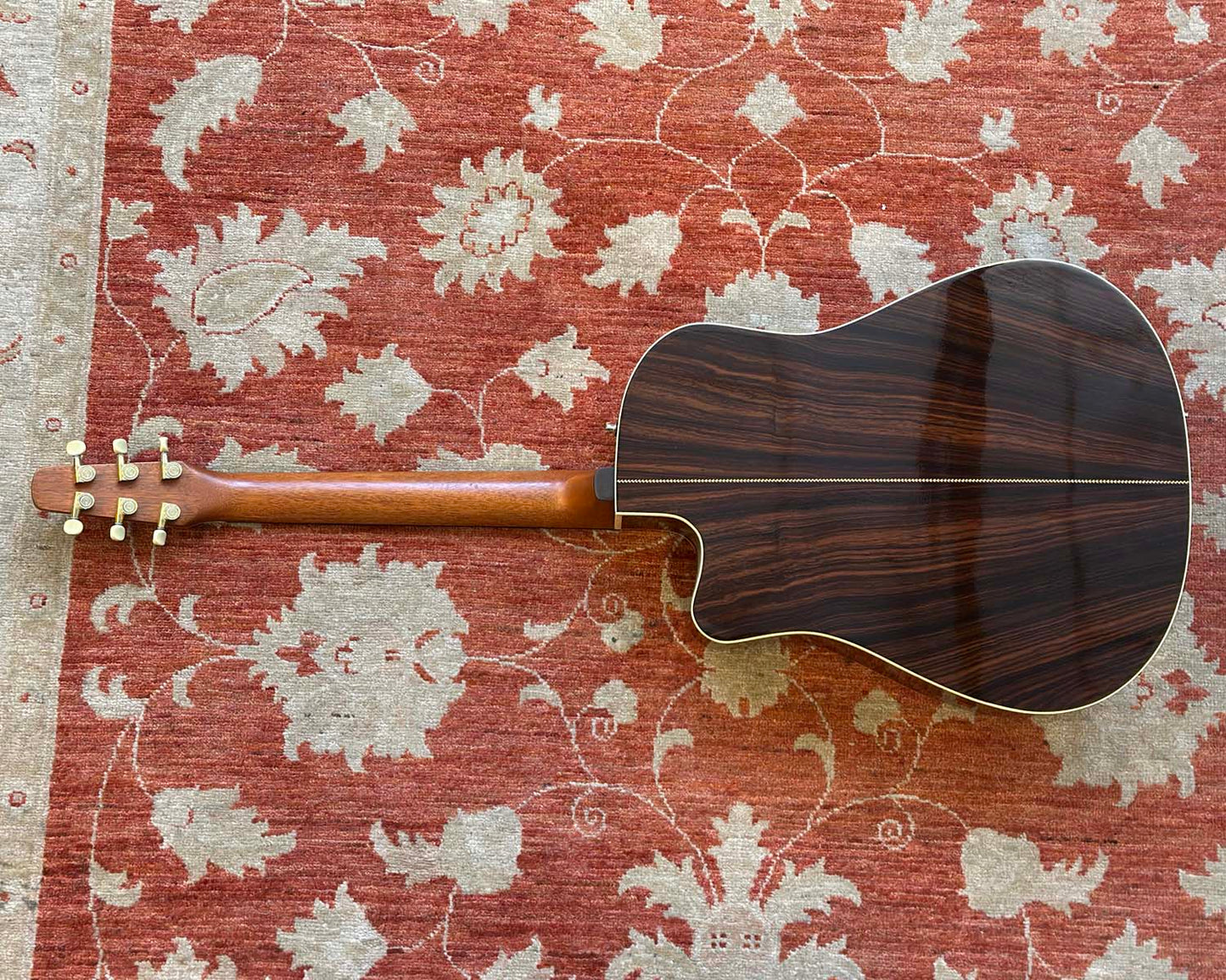 Seagull Artist Studio CW Deluxe QII Acoustic Electric Guitar