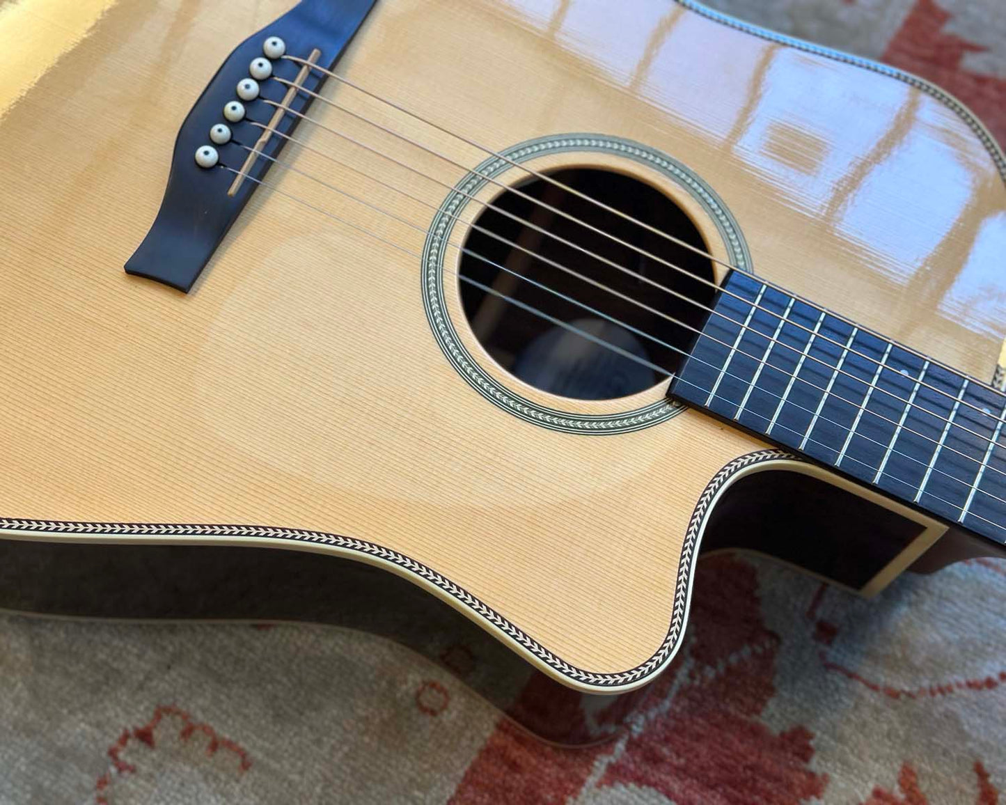 Seagull Artist Studio CW Deluxe QII Acoustic Electric Guitar