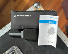 Load image into Gallery viewer, Sennheiser E609 Supercardioid Instrument Microphone
